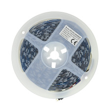 PNI 5050RGB LED juostelė su nuotolinio valdymo pultu, 5 metrų ilgio, 230 V maitinimo šaltinis, pritemdoma, šviesos žaidi PNI 5050RGB LED juostelė su nuotolinio valdymo pultu, 5 metrų ilgio, 230 V maitinimo šaltinis, pritemdoma, šviesos žaidi