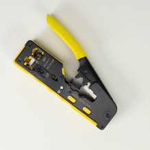 PNI SR7 pliers for cutting, stripping cable and crimping RJ12, RJ45 CAT5, CAT6, CAT7 CAT8 plugs PNI SR7 pliers for cutting, stripping cable and crimping RJ12, RJ45 CAT5, CAT6, CAT7 CAT8 plugs