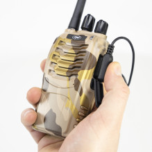 Package 8 PNI PMR R40 CAMO 0.5W, 16 PMR, Li-Ion 1200mAh portable radios with chargers and headphones included Package 8 PNI PMR R40 CAMO 0.5W, 16 PMR, Li-Ion 1200mAh portable radios with chargers and headphones included