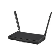 MIKROTIK dviejų dažnių maršrutizatorius su 5 gigabito Ethernet prievadais ir išorinėmis didelio stiprinimo antenomis, už