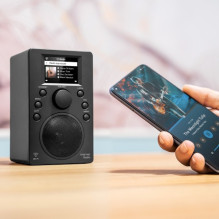 Internetinis radijas KrugerMatz KM0818.1 su Wi-Fi, Bluetooth, USB ir žadintuvu