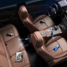 „Joyroom“ 70 W automobilinis įkroviklis su 4 prievadais: 2 x USB C, 2 x USB, juodas (JR-CL29)