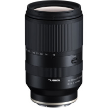 Tamron 18-300mm F / 3.5-6.3...