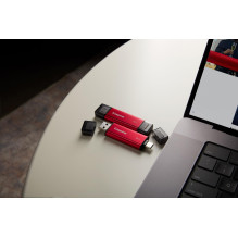 External SSD, KINGSTON, 2TB, 3D NAND, Write speed 950 MBytes / sec, Read speed 1050 MBytes / sec, SPSD / 2TB