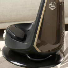 PETRA PF01483VDEEU7 2600W Steam Station Black and Platinum