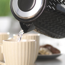 Petra PT3864BLKVDEEU10 Chevron Jug Kettle black Petra PT3864BLKVDEEU10 Chevron Jug Kettle black