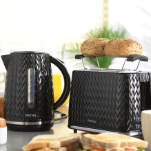 Petra PT3864BLKVDEEU10 Chevron Jug Kettle black Petra PT3864BLKVDEEU10 Chevron Jug Kettle black