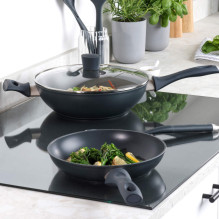 Salter BW12258EU7 Marino 24cm Frying Pan Salter BW12258EU7 Marino 24cm Frying Pan