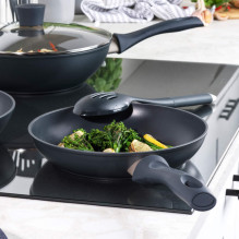 Salter BW12258EU7 Marino 24cm Frying Pan Salter BW12258EU7 Marino 24cm Frying Pan