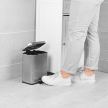 „Beldray LA035235SSFEU7“ 5 litrų talpos dviejų skyrių šiukšliadėžė – nerūdijančio plieno