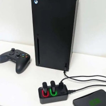 Subsonic Dual Charger and Hub for Xbox Subsonic Dual Charger and Hub for Xbox