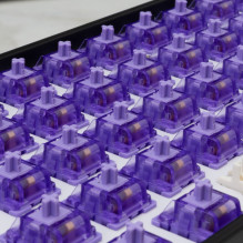 „White Shark Purplepulse“ mechaniniai jungikliai, 65 vnt.