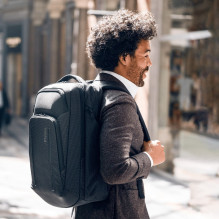 Thule 5258 Crossover 2 nešiojamojo kompiuterio kuprinė, 30 l, juoda