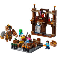 LEGO MINECRAFT 21272 Woodland Mansion Fighting Ring