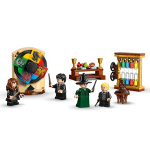 LEGO HARRY POTTER 76460 Hogvartso pilis – Rūšiavimo kepurės ceremonija LEGO HARRY POTTER 76460 Hogvartso pilis – Rūšiavimo kepurės ceremonija