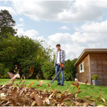 „Black Decker BEBLV300-QS“ lapų pūstuvas „Black Decker BEBLV300-QS“ lapų pūstuvas