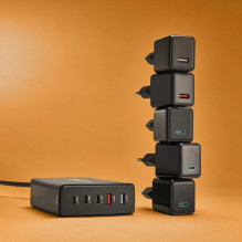 Hama 00201978 Charging Station With 3xUSB-C / 2xUSB-A 140 W Black