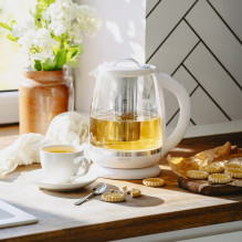 CAMRY CR 1290w electric kettle, white