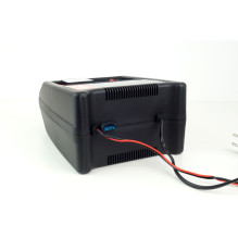 Prostownik ładowarka do akumulatora 12A 12V SBC-12A AMIO-02089