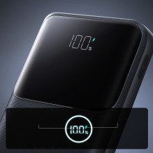 „Joyroom JR-QP191 Star Series Mini 10000mAh 22.5W“ išorinė baterija su skaitmeniniu ekranu – juoda