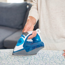 Steam iron Black+Decker BXIR2200E (2200W) Steam iron Black+Decker BXIR2200E (2200W)