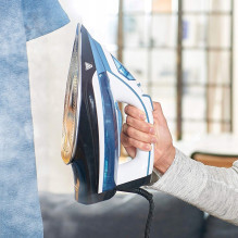 Garinis lygintuvas Black+Decker BXIR2402E (2400 W baltas)