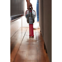 „Black Decker BHHV315J-QW“ rankinis dulkių siurblys, juodas, raudonas, be maišelio „Black Decker BHHV315J-QW“ rankinis dulkių siurblys, juodas, raudonas, be maišelio