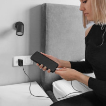 „Qoltec 52380“ itin greitas PD įkroviklis, 1xUSB-C, 1xUSB, 65 W, 5–20 V, 1,5–3,25 A, juodas