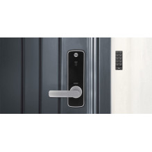 „Yale 05 / 301000 / BL“ skaitmeninė klaviatūra su „Bluetooth“ ir juoda „Yale 05 / 301000 / BL“ skaitmeninė klaviatūra su „Bluetooth“ ir juoda