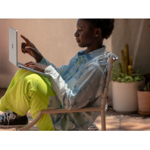 „Microsoft Surface Laptop Go“ su „Intel® Core™ i5 i5-1035G1“, 31,6 cm (12,4 colio), lietimui jautriu ekranu, 8 GB LPDDR4