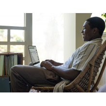 Microsoft Surface Laptop Go Intel® Core™ i5 i5-1035G1 31.6 cm (12.4") Touchscreen 8 GB LPDDR4x-SDRAM 256 GB SSD Wi-