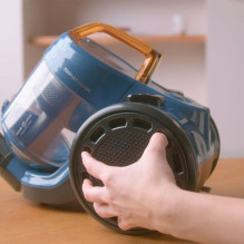 Taurus Homeland Cyclone bagless hoover Taurus Homeland Cyclone bagless hoover