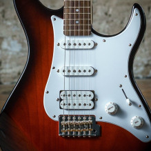 Yamaha Pacifica 112J BL MKII - elektrinė gitara Yamaha Pacifica 112J BL MKII - elektrinė gitara