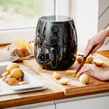„Airfryer Adler AD 6312“ 2,5 litro neriebi gruzdintuvė, juoda „Airfryer Adler AD 6312“ 2,5 litro neriebi gruzdintuvė, juoda