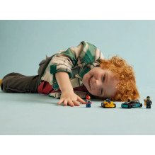 LEGO CITY 60400 KARTINGAI IR LENKTYNININKAI LEGO CITY 60400 KARTINGAI IR LENKTYNININKAI