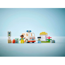 LEGO DUPLO Greitoji pagalba su vairuotoju 10447 LEGO DUPLO Greitoji pagalba su vairuotoju 10447