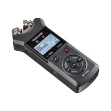 Tascam DR-07XP - nešiojamas skaitmeninis įrašymo įrenginys su USB sąsaja
