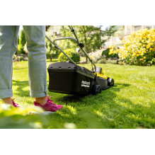 Akumuliatorinė vejapjovė KARCHER LMO 2-18 (1.445-400.0) Juoda, Geltona