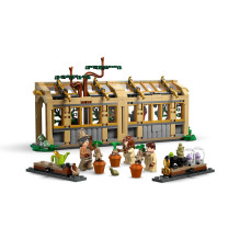 LEGO HARRY POTTER 76445 Hogvartso pilis – žolininkystės pamoka