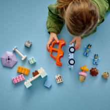 LEGO BLUEY 10458 Ledų kelionė su Bluey