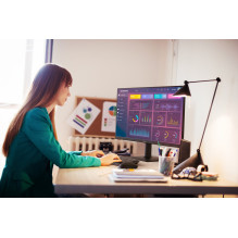 „Philips 1000“ serijos 27E2N1500L / 00 kompiuterio monitorius 68,6 cm (27 coliai) 2560 x 1440 pikselių „Quad HD“ LED juo