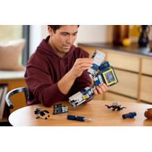 LEGO ICONS 10358 Transformers: Soundwave