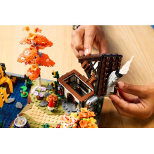 LEGO ICONS 11372 Rudens namelio sodas