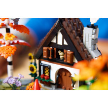 LEGO ICONS 11372 Autumn Cottage Garden