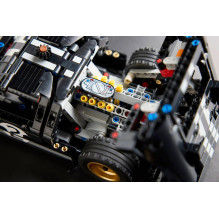 LEGO TECHNIC 42223 1966 Ford GT40 MKII Race Car