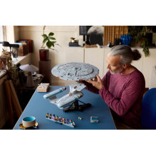 LEGO ICONS 10356 Žvaigždžių kelias: USS Enterprise NCC-1701-D