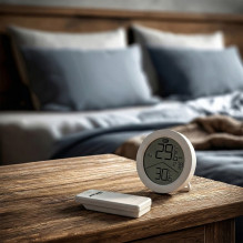 GreenBlue wireless weather station, IN / OUT temperature, clock, °C / °F selectable, range up to 60 m, GB162