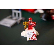LEGO ICONS 11375 Ferrari F2004 ir Michael Schumacher