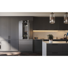 Refrigerator LIEBHERR CBNste 8872