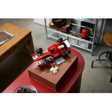 LEGO 11375 Ferrari F2004 and Michael Schumacher